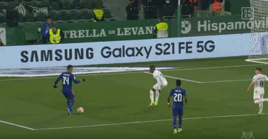 炸金花策略中的心理博弈（炸金花策略的心理较量）